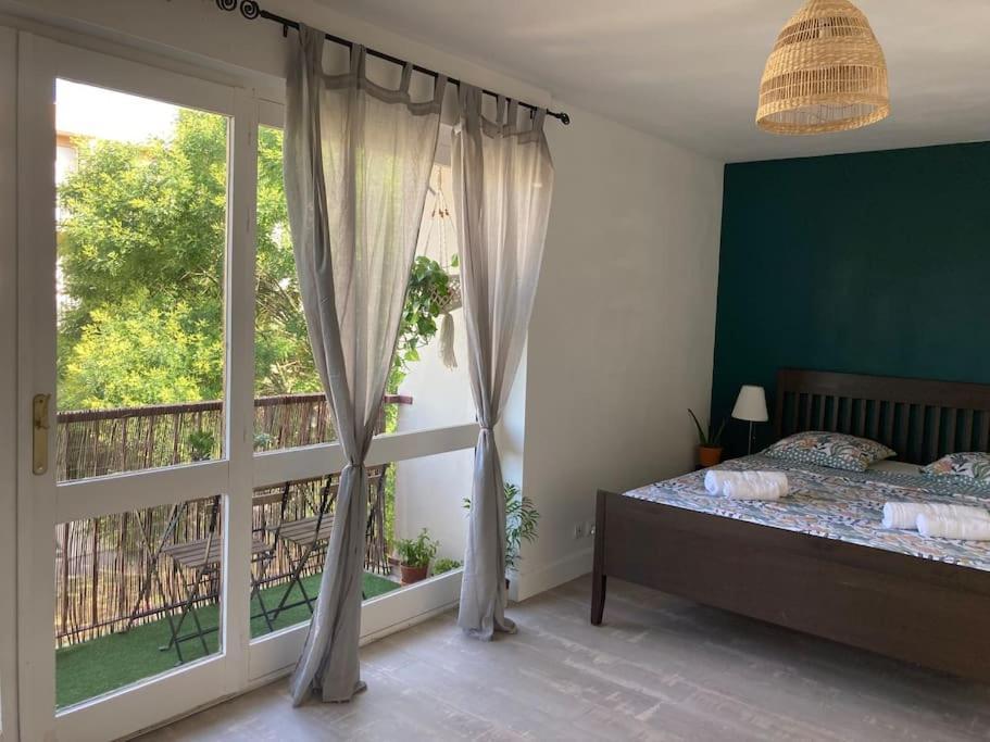 Cozy Studio With Balcony And Free Parking Aix-en-Provence Buitenkant foto